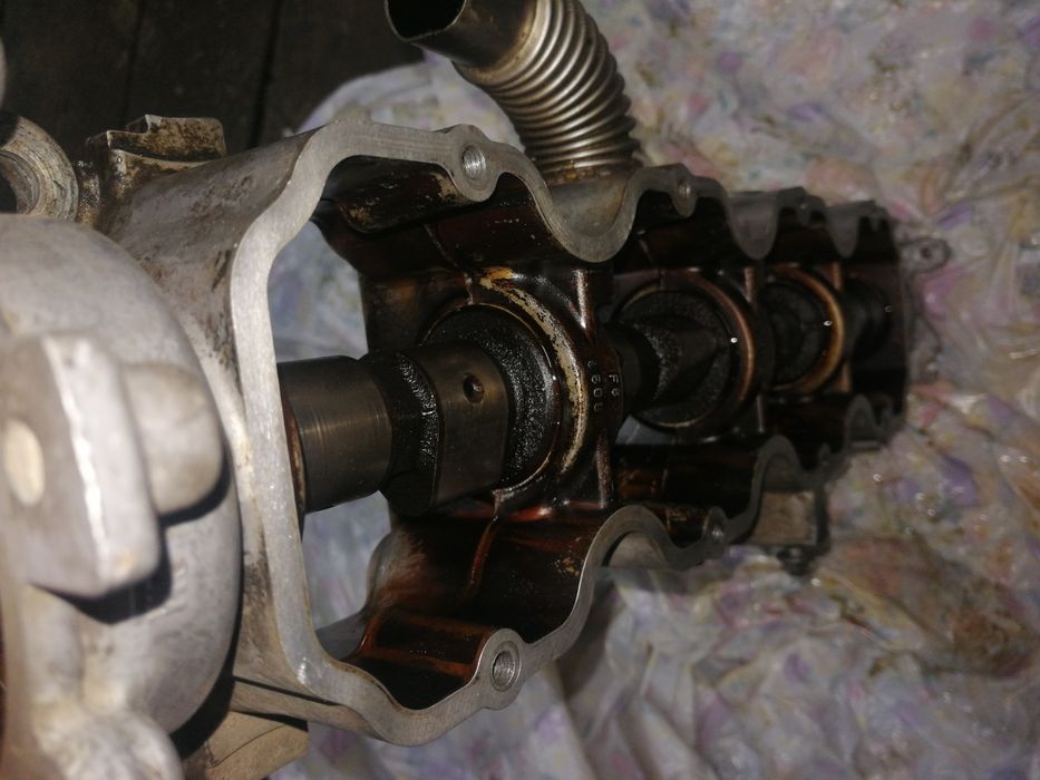 Распредвал опель 2.0