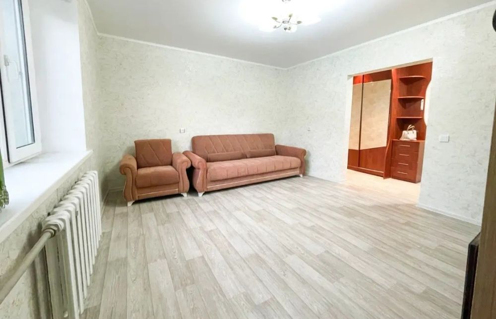 продам 2-х ком. каратал 3-этаж