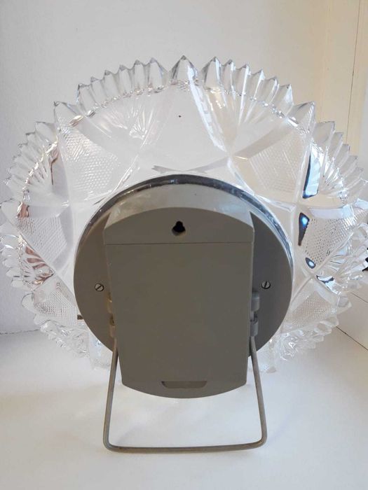 Маяк. Хрустальные часы советских времен