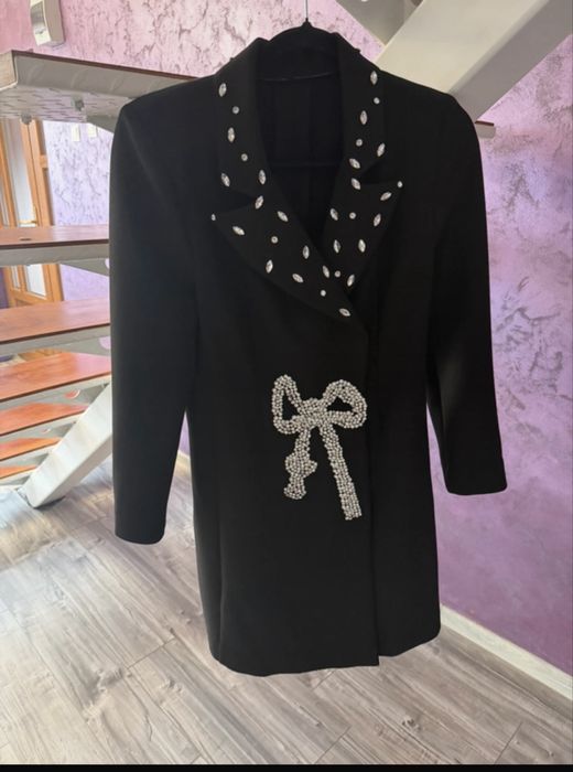 Stofa neagra ca noua