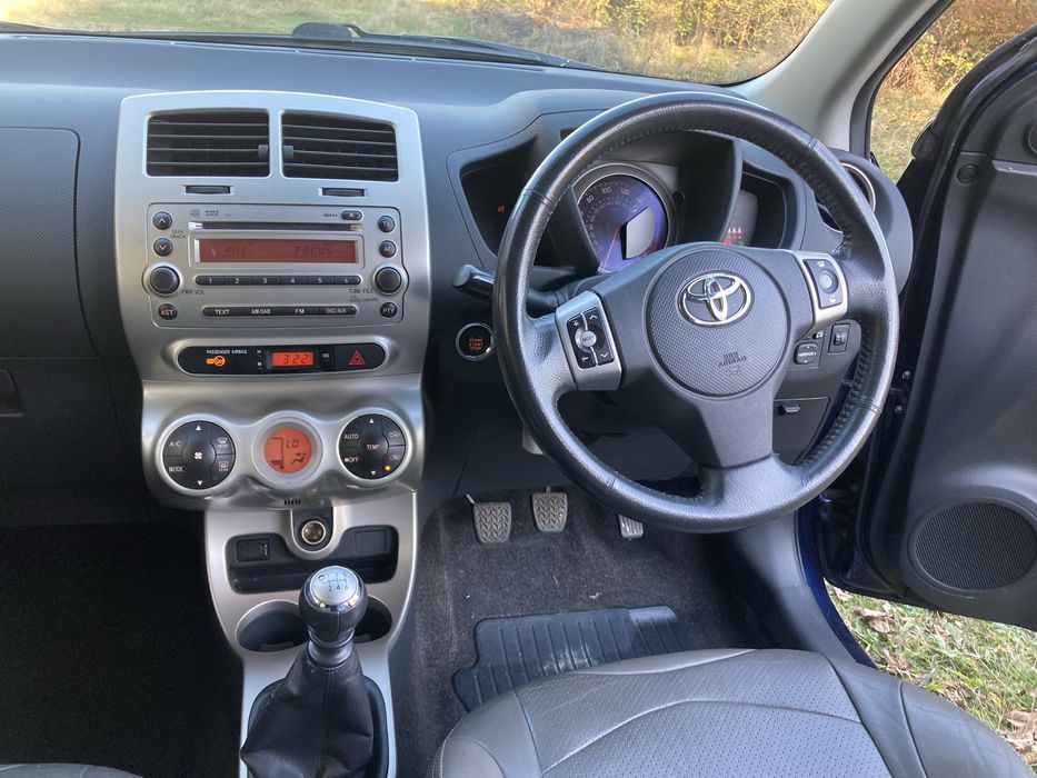 Тойота урбан крузер/Toyota urban cruser 1.4D4D/90кс 09-14г