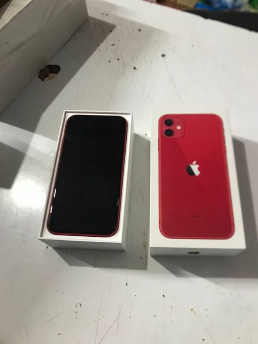 Iphone 11  sotiladi