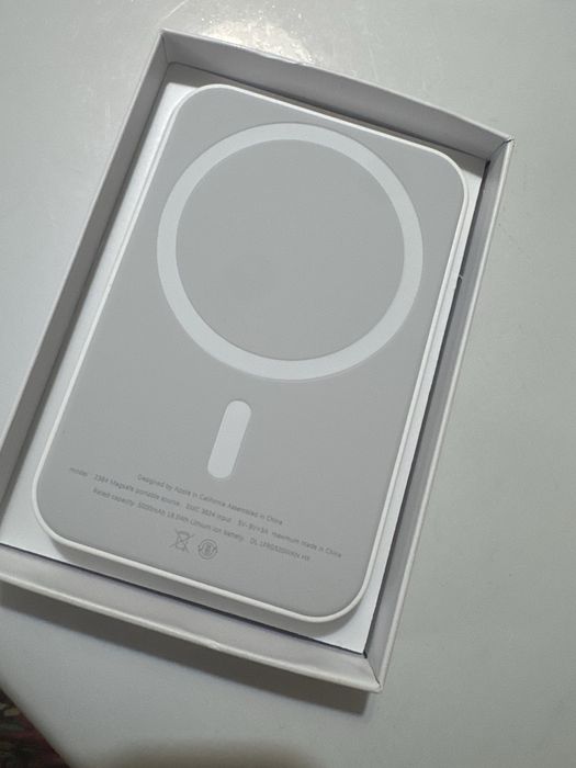 Аккумулятор беспроводная зарядка Power Bank