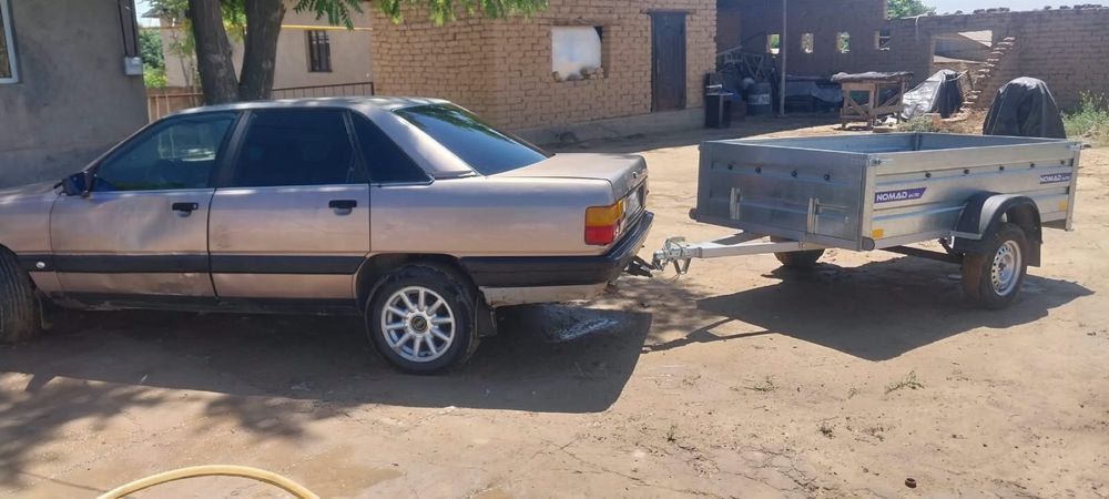 Ауди 100 сатылады
