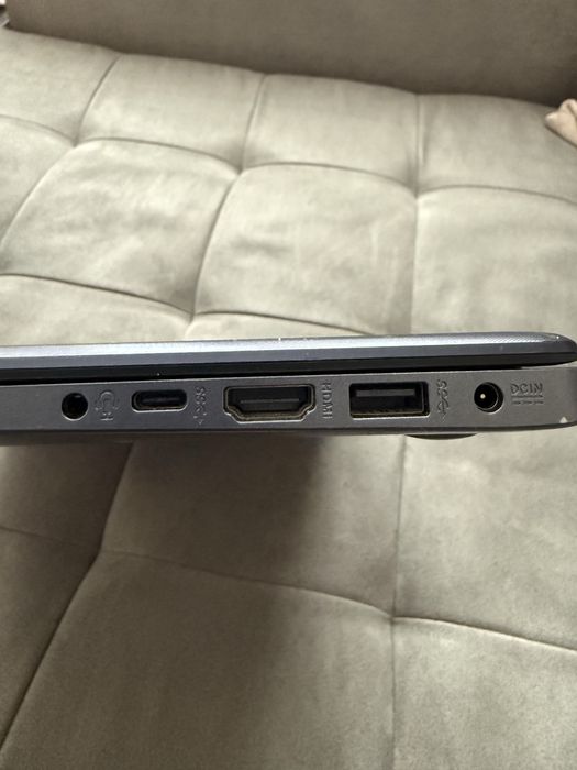 Лаптоп ASUS X510U