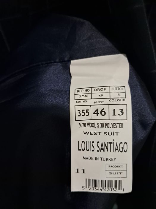 Продам костюм тройка