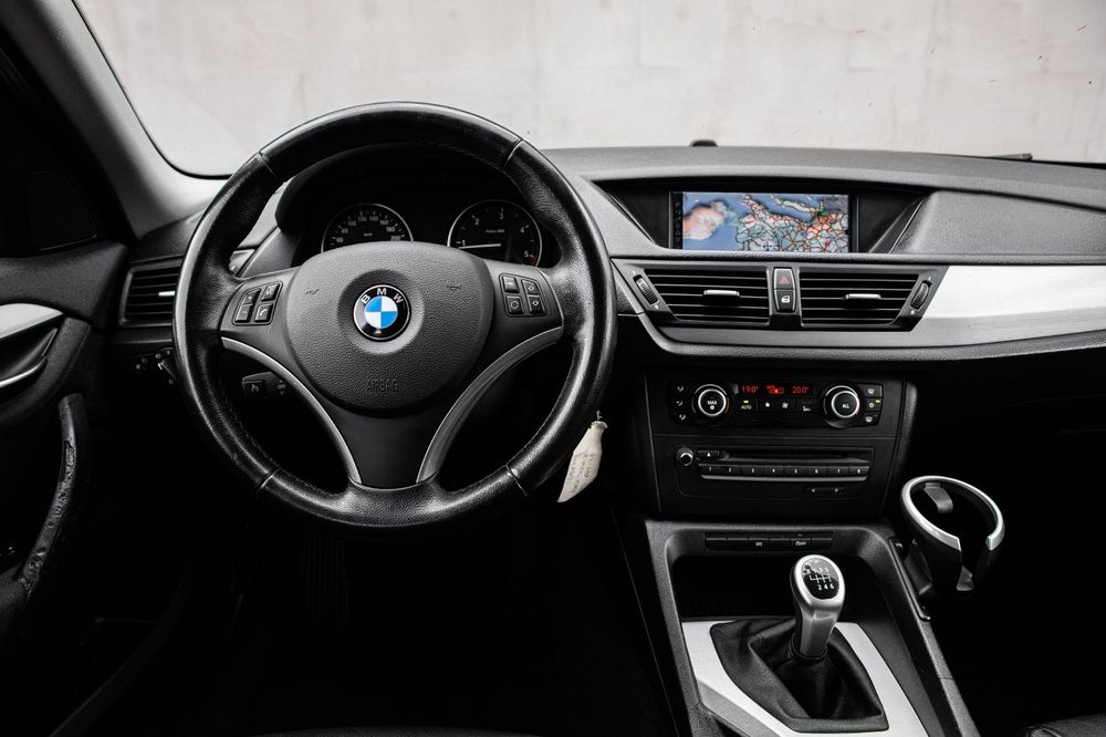BMW X1 2010 — imagine 5