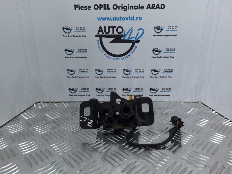 Broasca capota motor Opel Zafira C