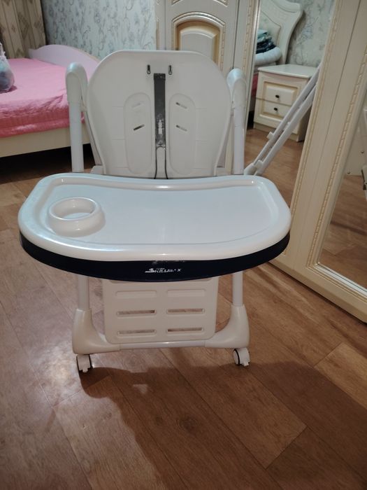 Продам стульчик для кормления малыша