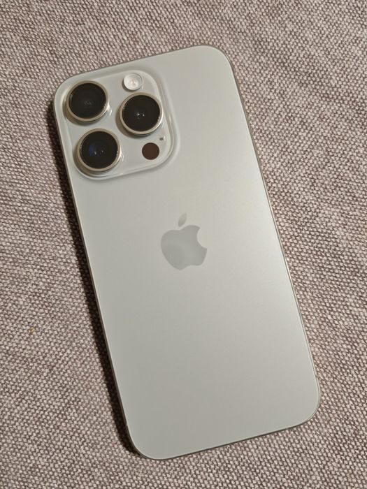 Vand iPhone 15 Pro 512GB  Natural Titanium  ca nou