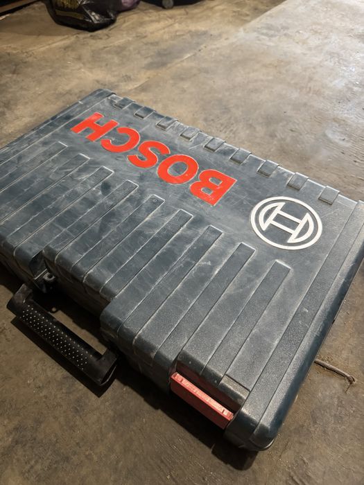 Перфоратор Bosh sds max