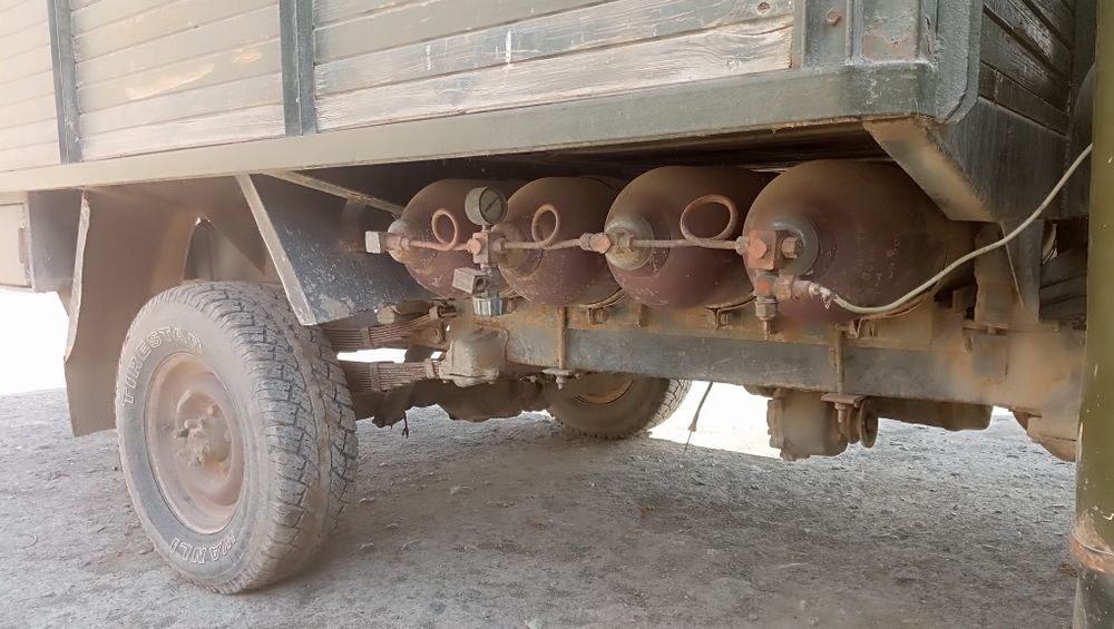 1986 yil gaz balon 4 ta 60 talik tentofka bor