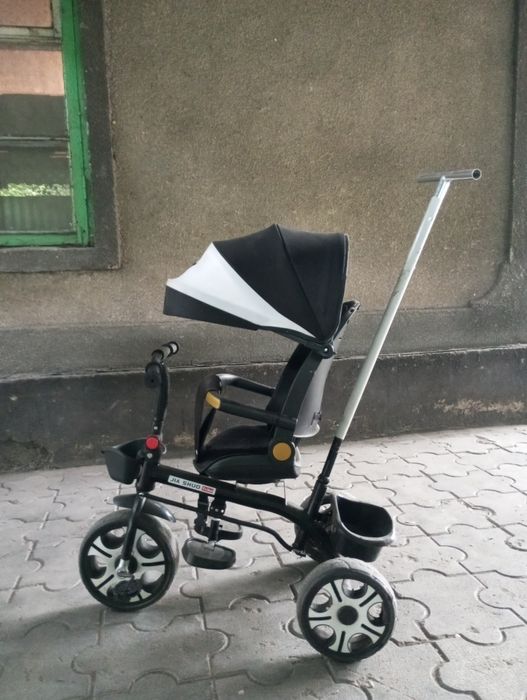 Продам коляска велик давай коляски