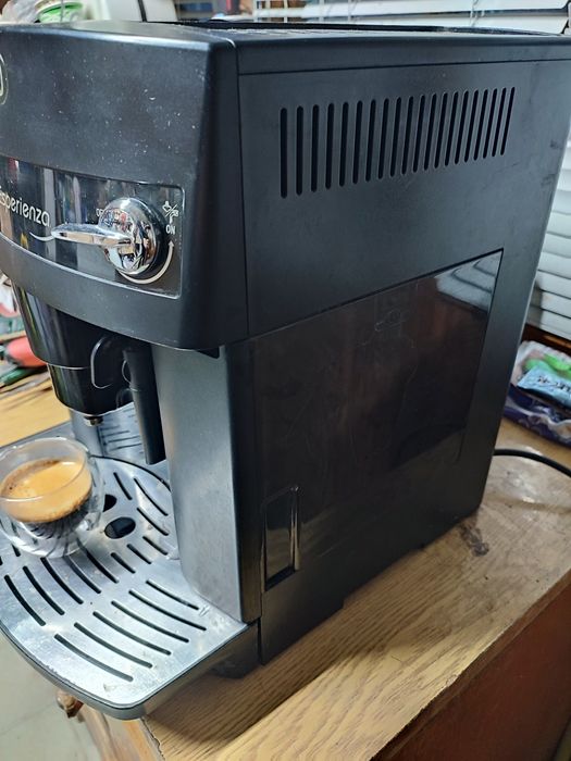 Комплект кафемашина Делонги Кафеавтомат Delonghi