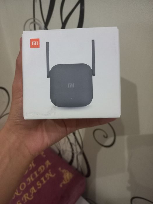 Mi WiFi Range Extender Pro