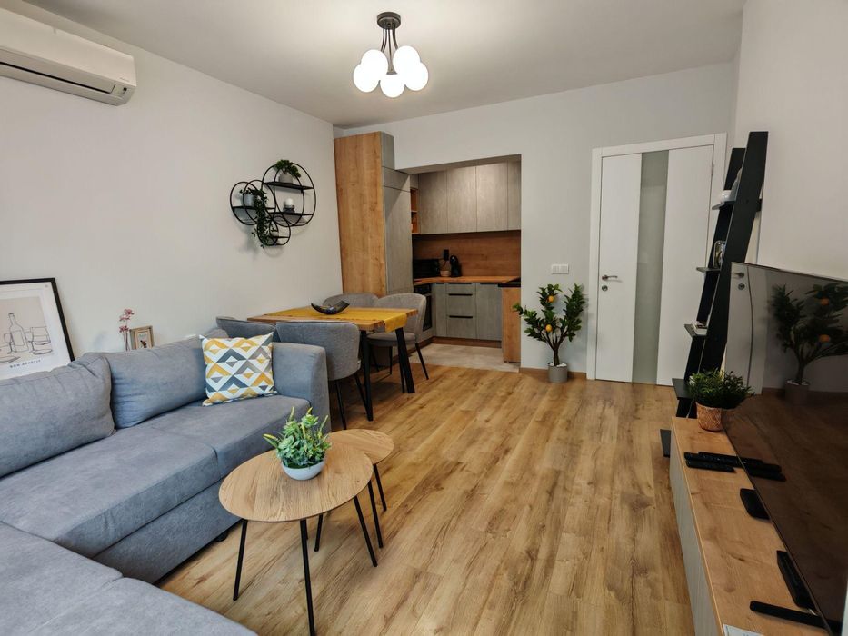 Двустаен апартамент, под наем, Център