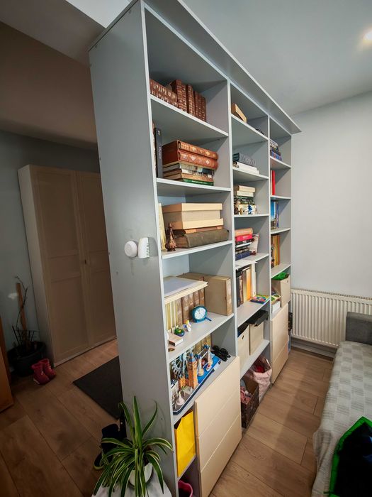 Biblioteca pal  din 3 corpuri cu 6 sertare. 254x205x40