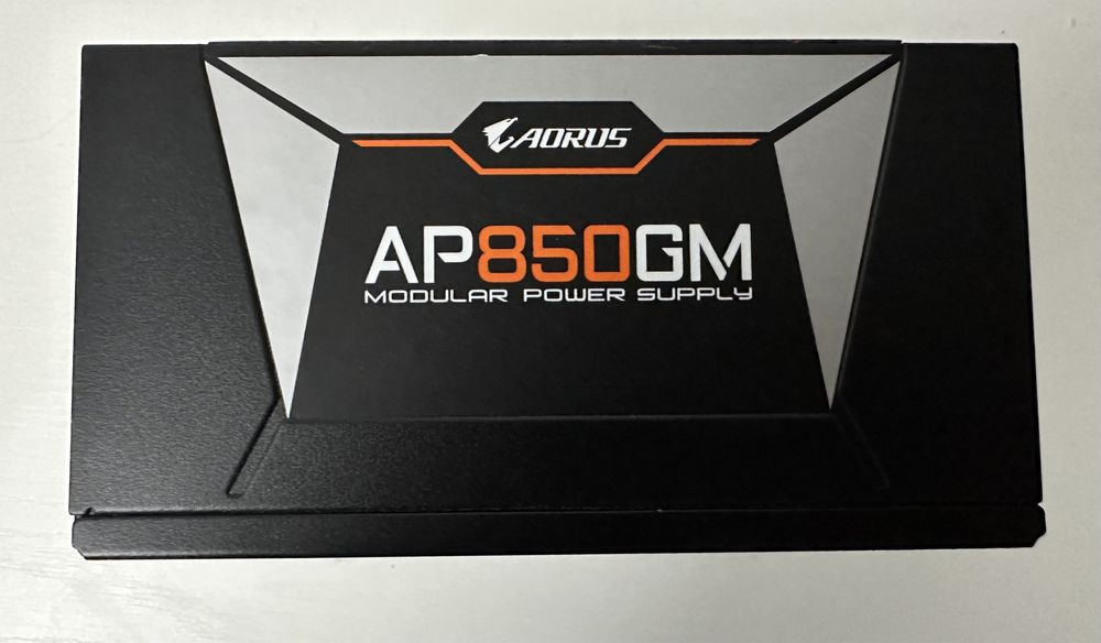 Блок питания Gigabyte Aorus P850W