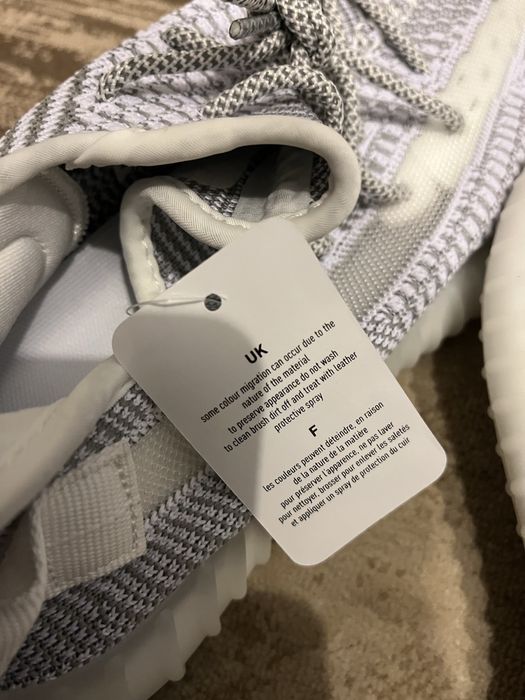 Yeezy 350 V2 Boost, 42, noi cu eticheta