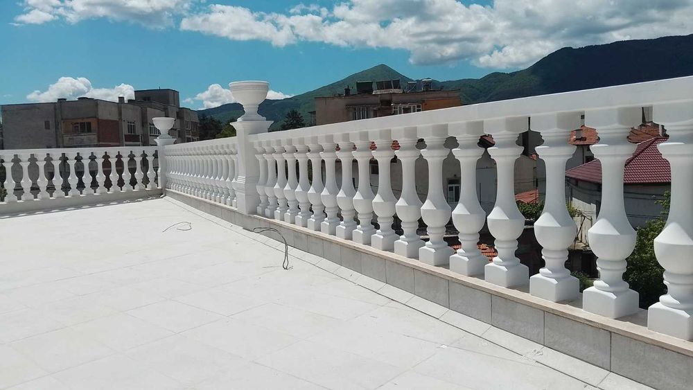 Балюстри за парапети