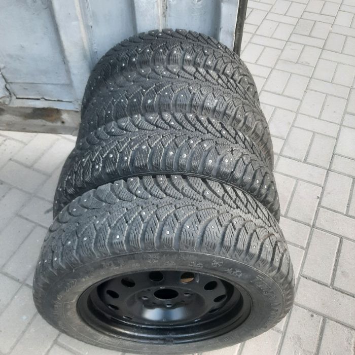 Продам 185 65 r14 Комплект с дисками Лада