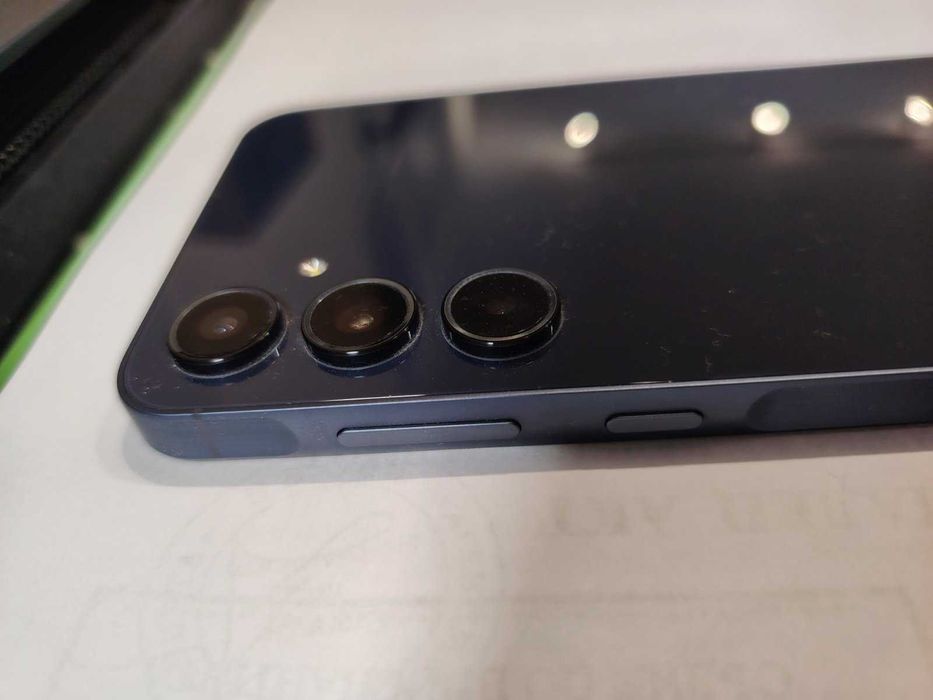 Samsung Galaxy A55 5G; калъф и оригинална кутия