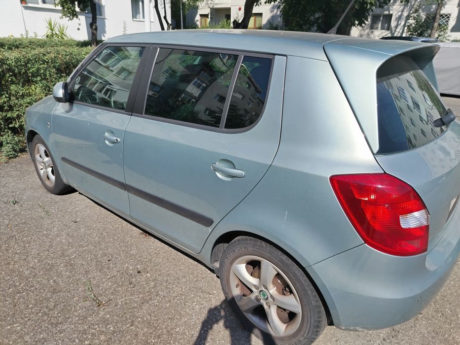 SKODA Fabia 2011 — imagine 4