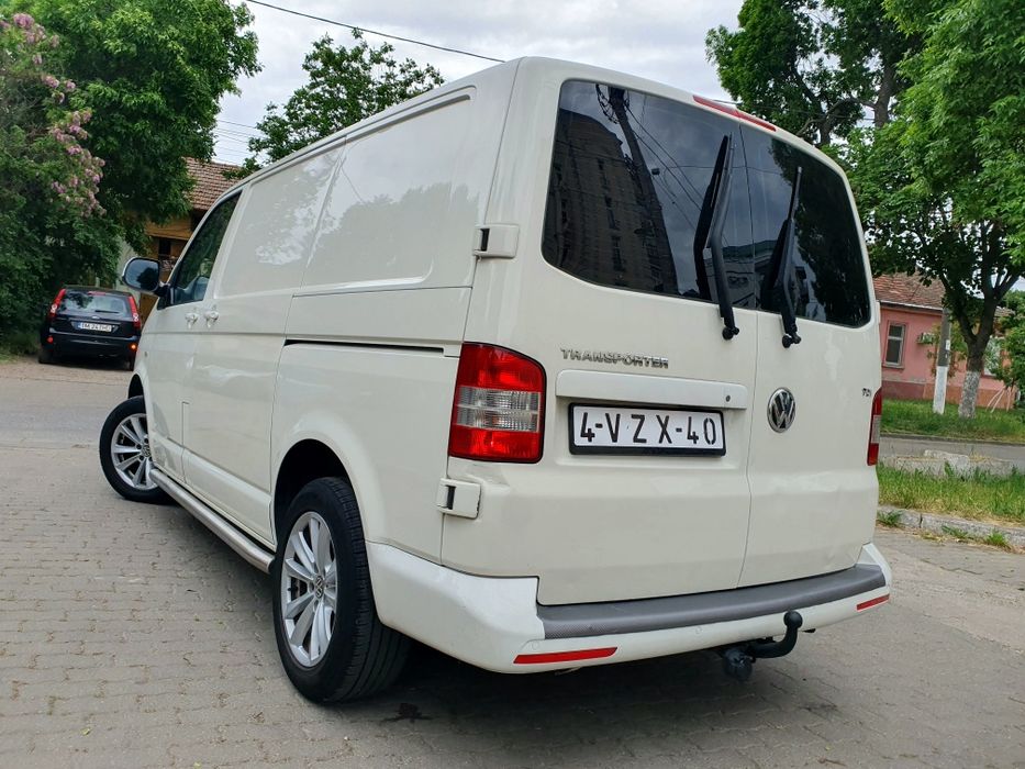 Vw Transporter T5 2.0 TDI 140 CP, 4X4 , AUTOMATA, 2013, 2x usi laterale