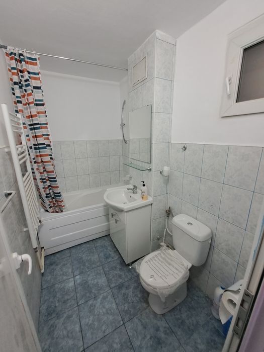 Închiriez APARTAMENT 1 CAMERĂ  40mp
