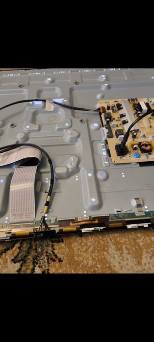 Placi de baza din Smart model 2020  GQ50Q60TGUXZG modele in poze