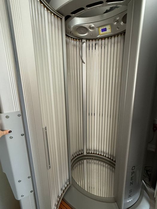 Aparat de bronzat MegaSun  Space 2000