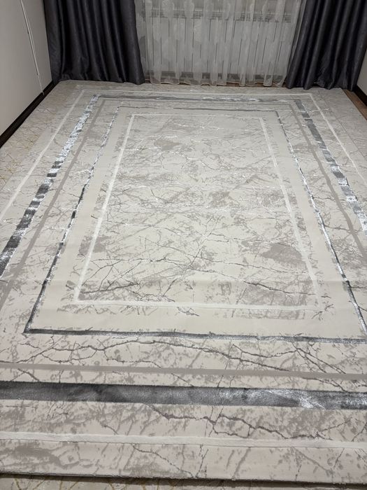 Ковер новый 250/350