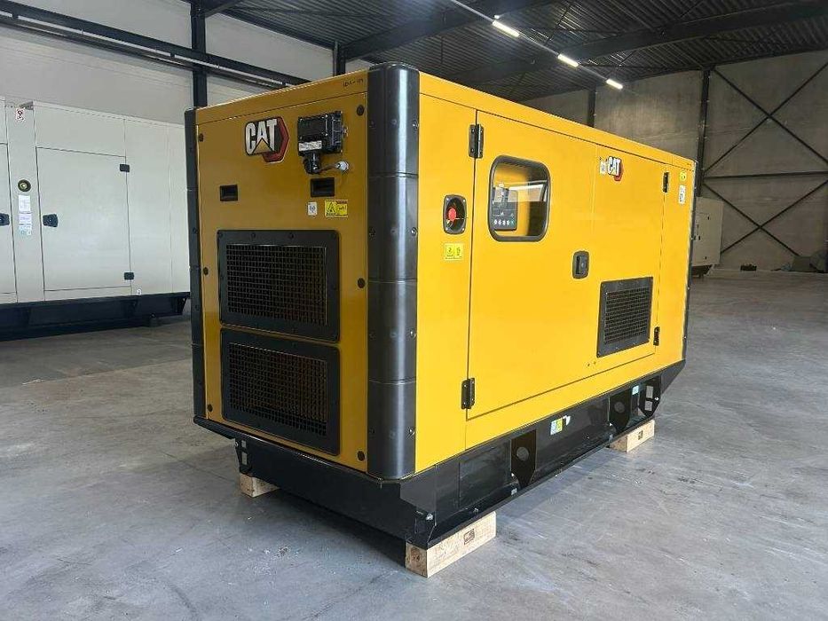 Generator industrial Caterpillar 110 kva 88 kw nou, pentru uz intens, STOC