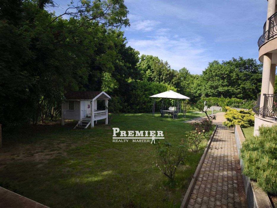 Продава се Двустаен апартамент в к.к. Слънчев бряг - 68 кв.м за 774 €/кв.м - Снимка #3