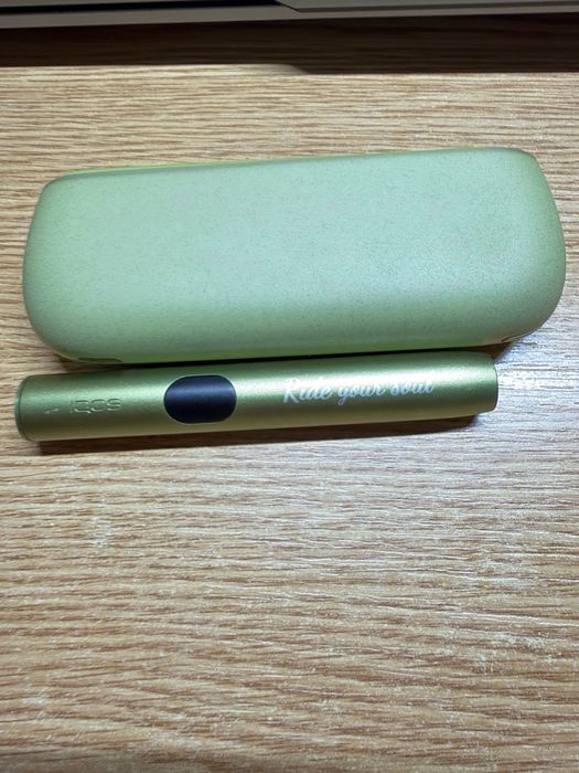 IQOS Iluma si VEEV Prime