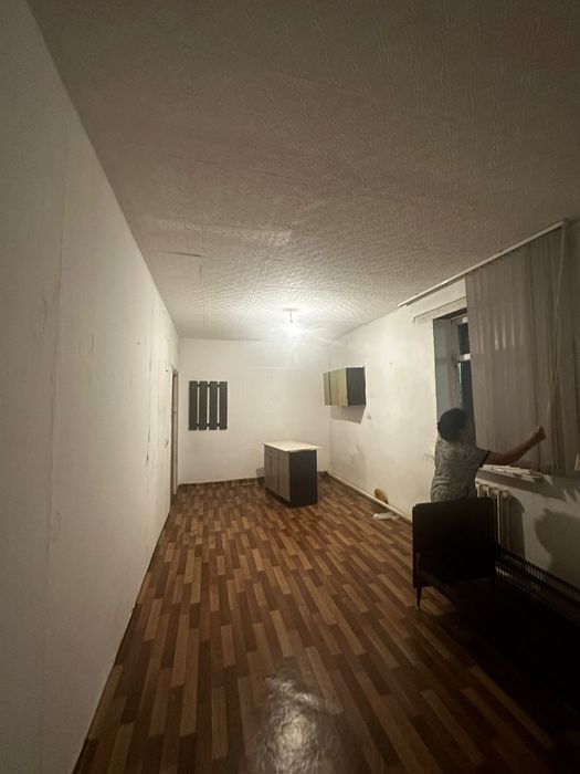 Продам дом 14 комнат.(общежитие)