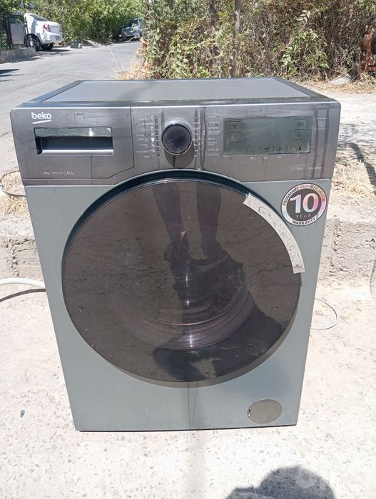 срочно продаю стиральная машинка beko invactor как новый месяц работал