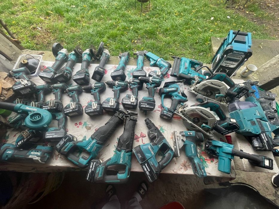 Se vinde scule milwaukee makita dewalt prețul difera de produs