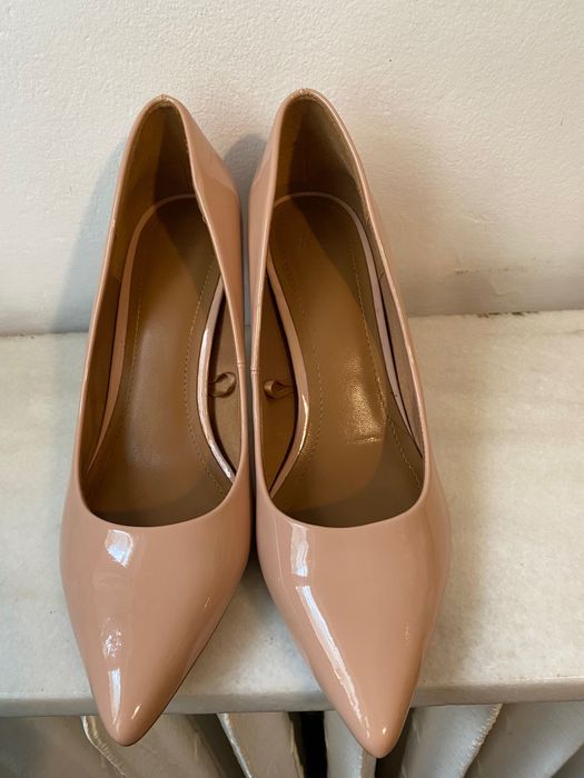 Pantofi cu toc mărime 39