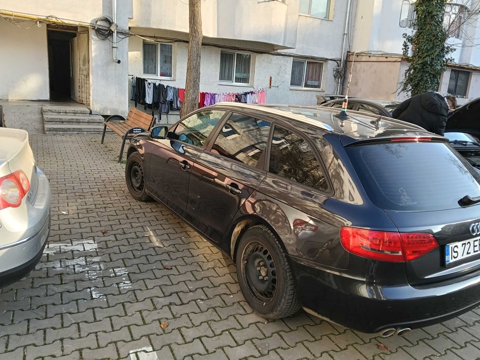 Vand sau schimb  Audi A4 b8