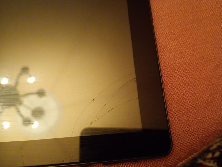 Tableta MeBerry, la cutie