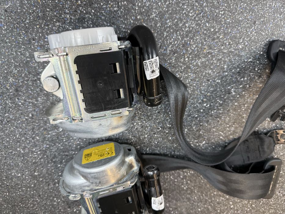 Audi A4 b9 s4 rs4 a5 s5 rs5 задни колани ляв и десен