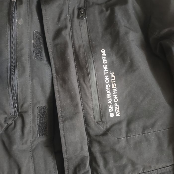 Куртка теплая оригинал