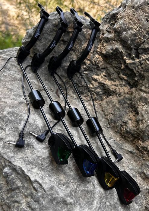 Комплект от 4 броя светещи обтегачи