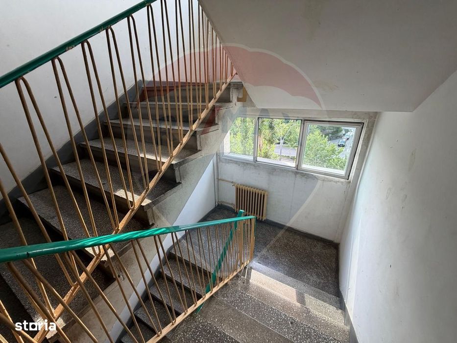 De vanzare Apartament 2 cam zona Titan - Auchan