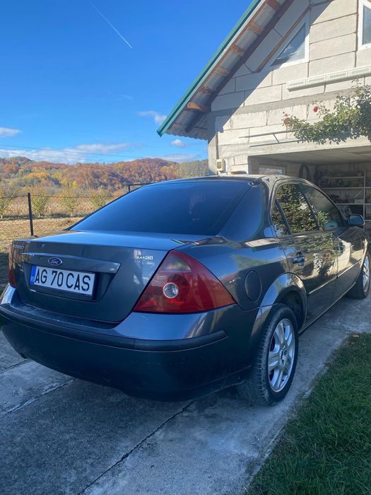 Vând mașina Ford Mondeo mk3