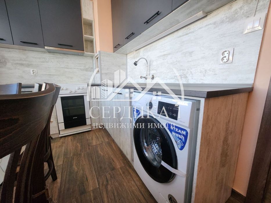 Дава се под наем Двустаен апартамент в София, Надежда 3 - 61 кв.м за 597.21 € - Снимка #1