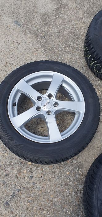 Гуми с ляти джанти 215x55x16 VOLVO V60
