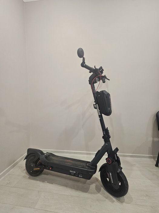 Продам Segway Ninebot Max G3