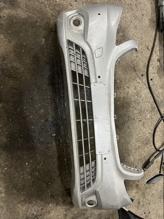 Предна броня Mercedes Vito W447 2014 6броя!